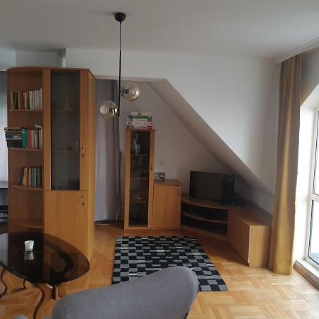 Fit Apartment Burgas Bagian luar foto