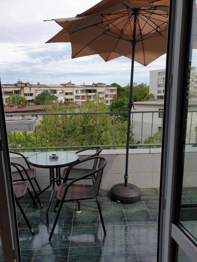 Fit Apartment Burgas Bagian luar foto
