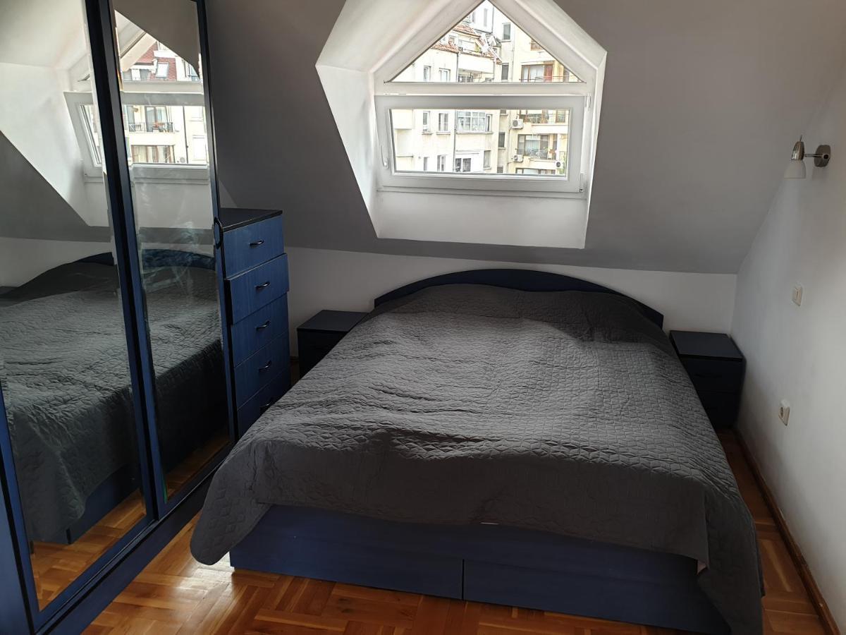 Fit Apartment Burgas Bagian luar foto